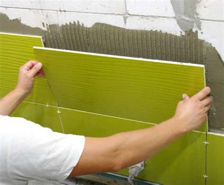 Are bigger or smaller tiles harder to lay?