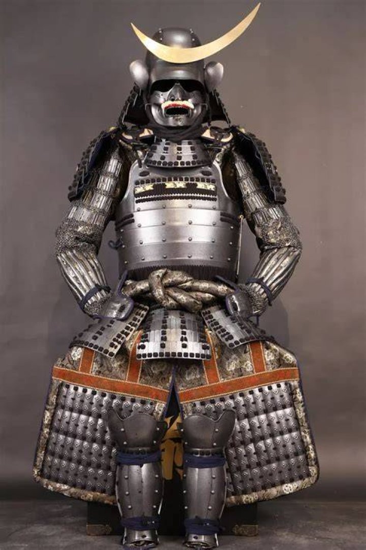 Are there any authentic samurai armor in the world?