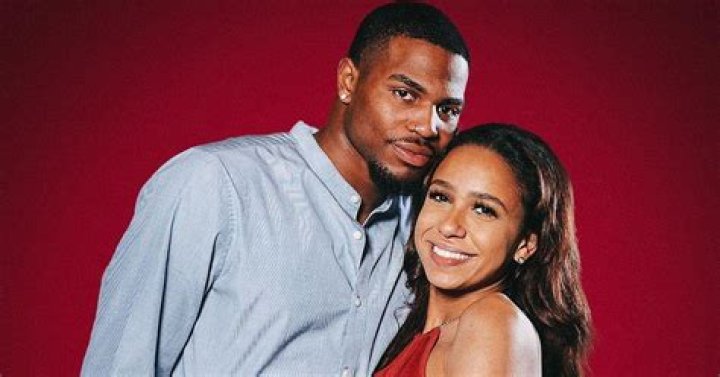 Are Zay and Rae together?