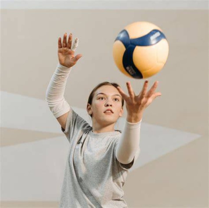 Can a straight have an ace in the middle?