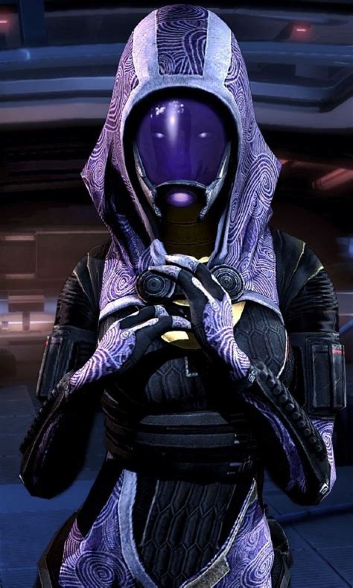 Can female Shepard be with Tali?
