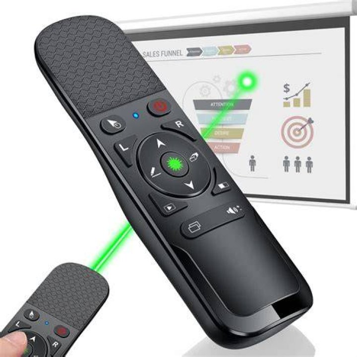Can you blind yourself with a laser pointer?