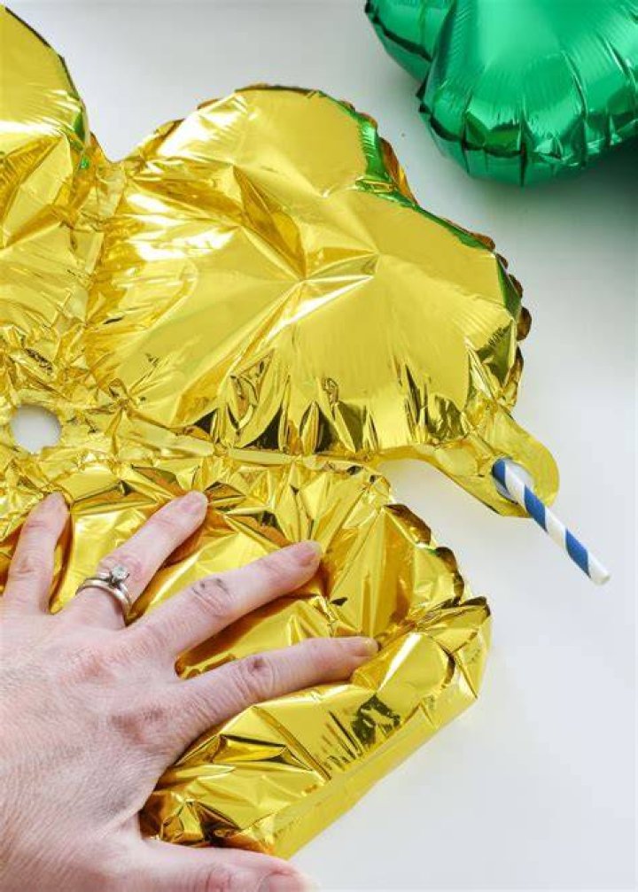 Can you deflate self inflating balloons?