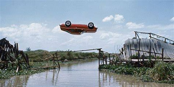 Did the car really fly in The Man with the Golden Gun?