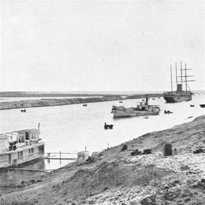 Did they get the boat out of the Suez Canal?