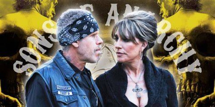 Do Gemma and Clay stay together?