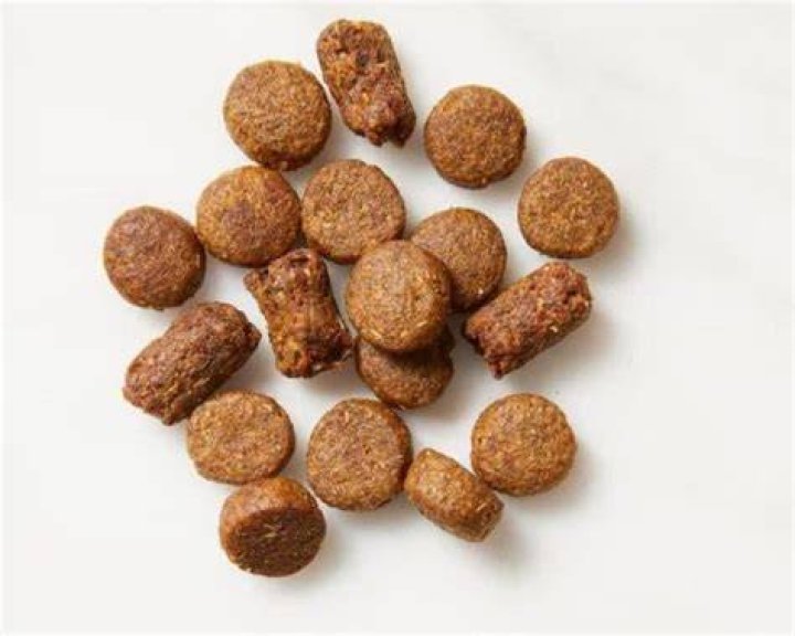 Does all dog food contain copper?