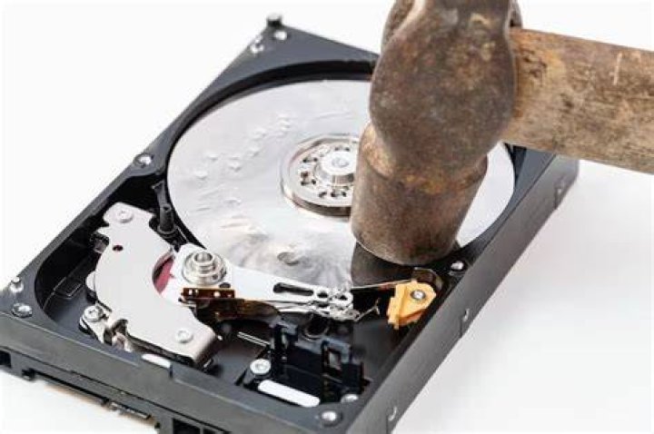 Does removing hard drive remove all data?