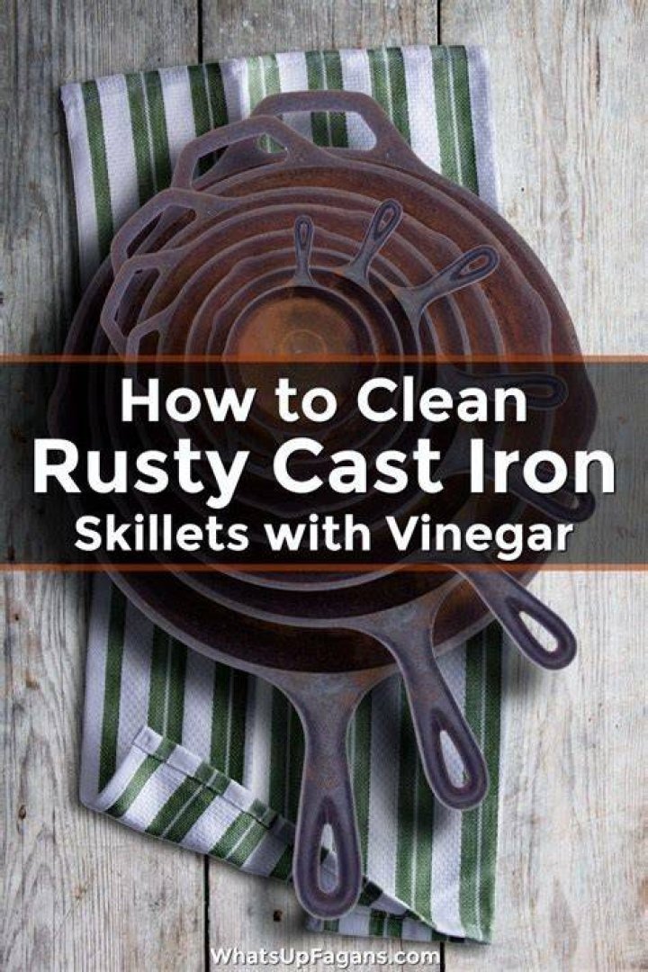 Does vinegar remove rust from cast iron?