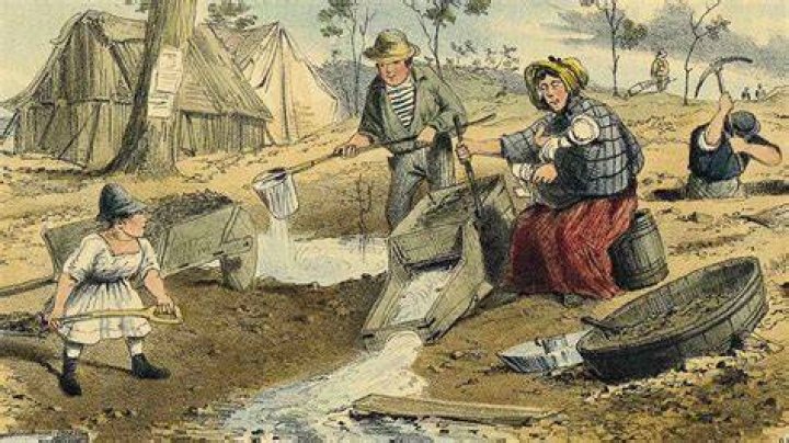 How did they find gold in the old days?