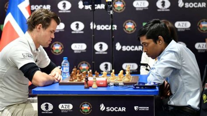 How do chess world championships work?