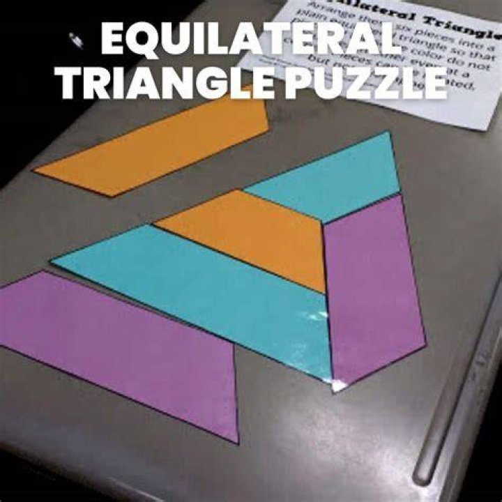 How do you arrange a triangle puzzle?