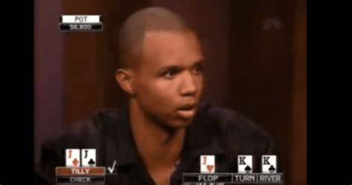 How do you play heads up Hyper Turbo?