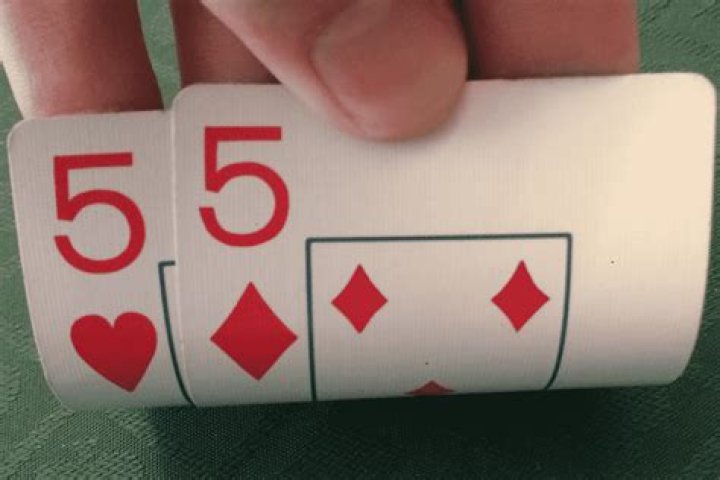 How do you play small pocket pairs in early position?