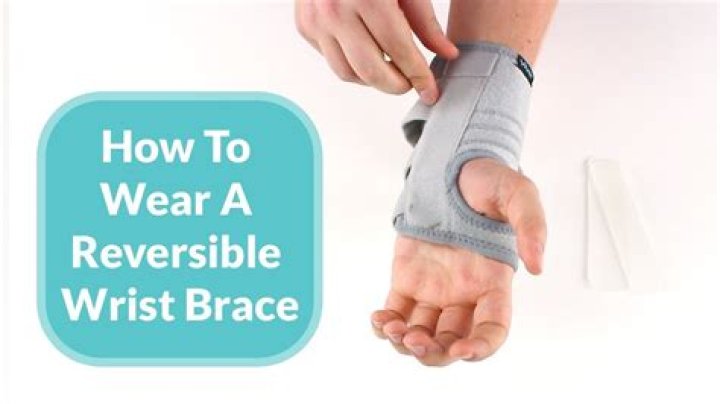How long should I wear wrist brace?