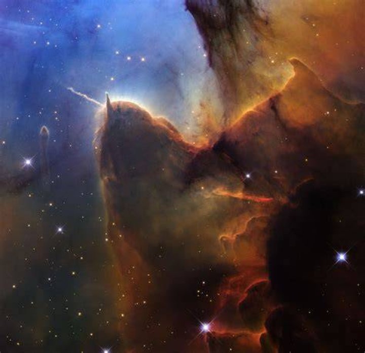 How old is the Stingray Nebula?