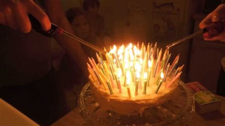 How tall are the candles on a birthday cake?