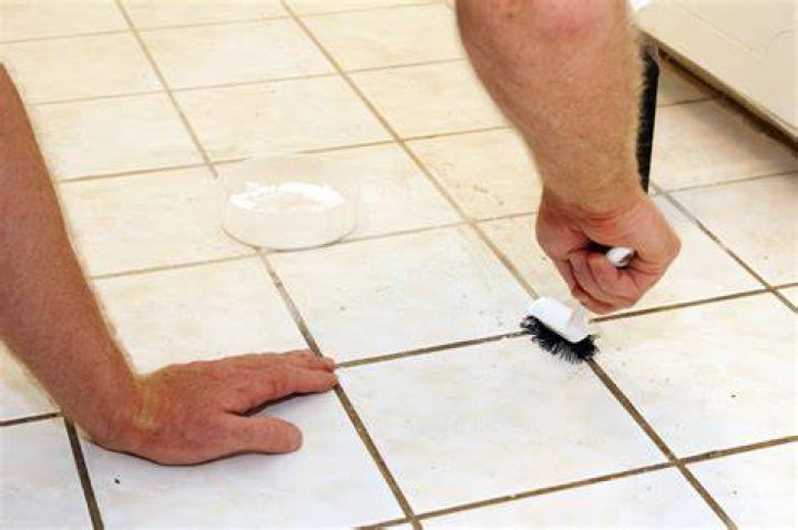 【How-to】How to clean shower floor tile
