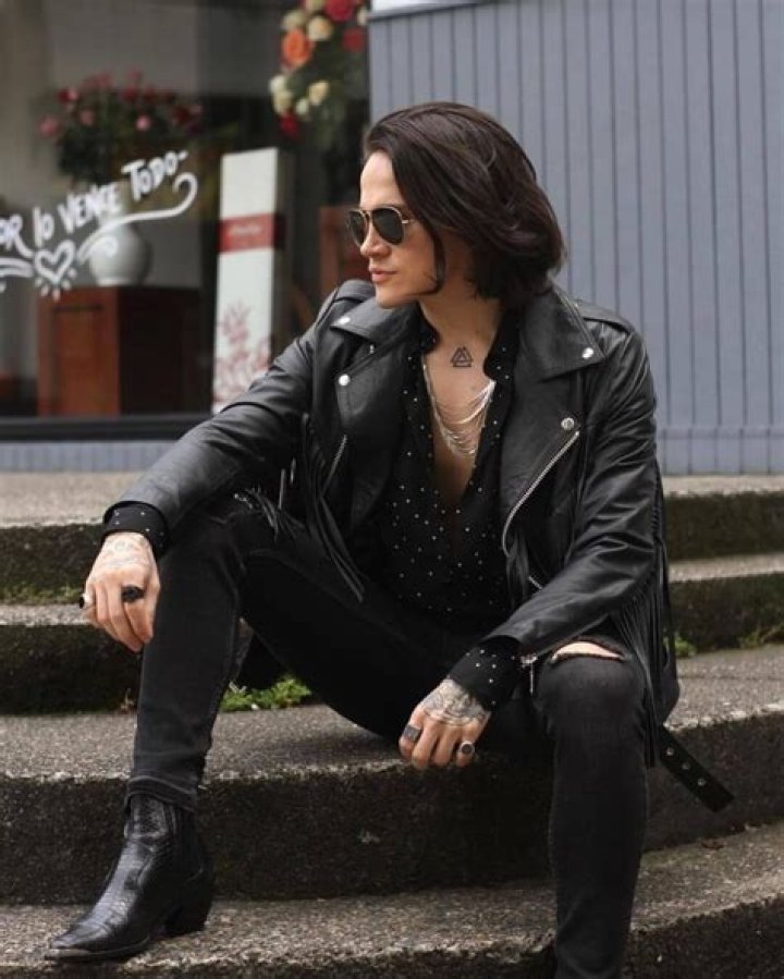 【How-to】What is a rocker style