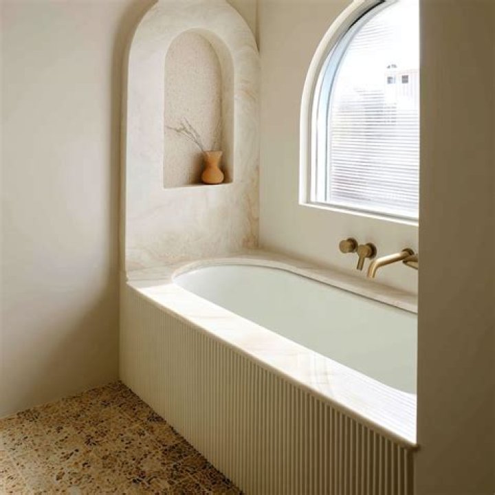 【How-to】What is alcove bathtubs - Howto.org