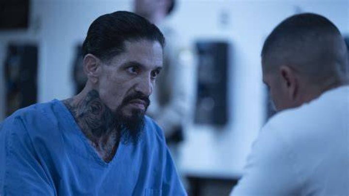 Is Angel's son dead Mayans?