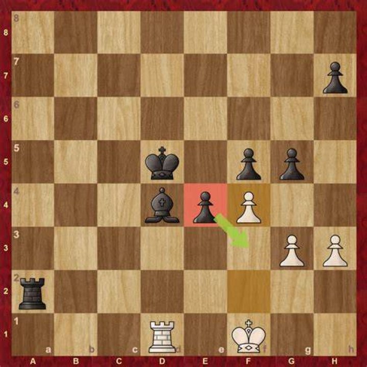 Is en passant an illegal move?
