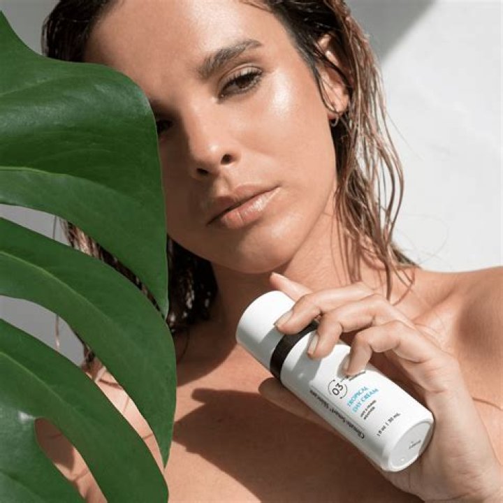 Is humidity good for skin?