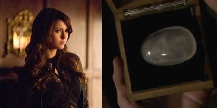 Is the moonstone a locked room mystery?