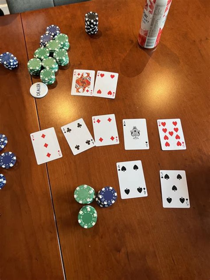 What are the odds of flopping trips?