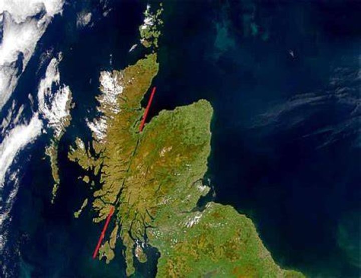What caused the Great Glen in Scotland?