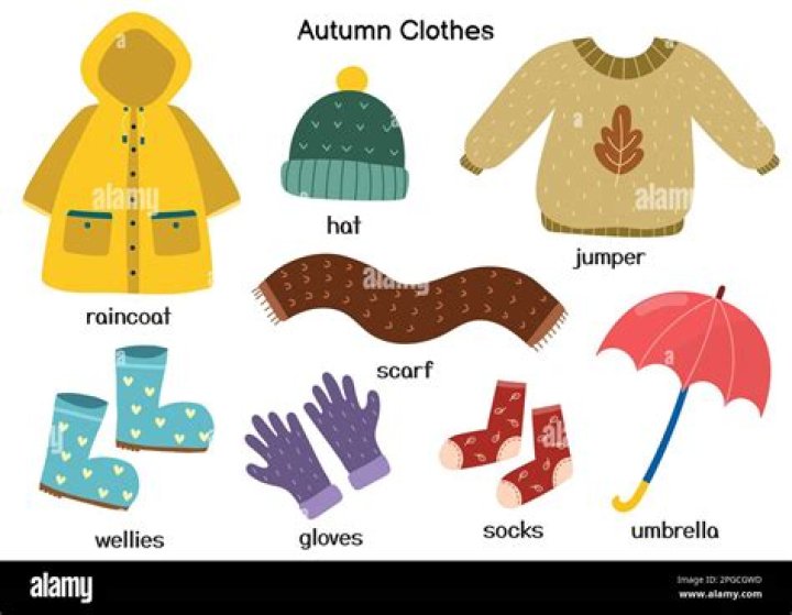 What clothes are worn in all seasons?