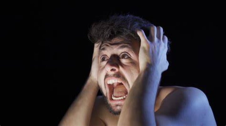 What does a deranged person mean?