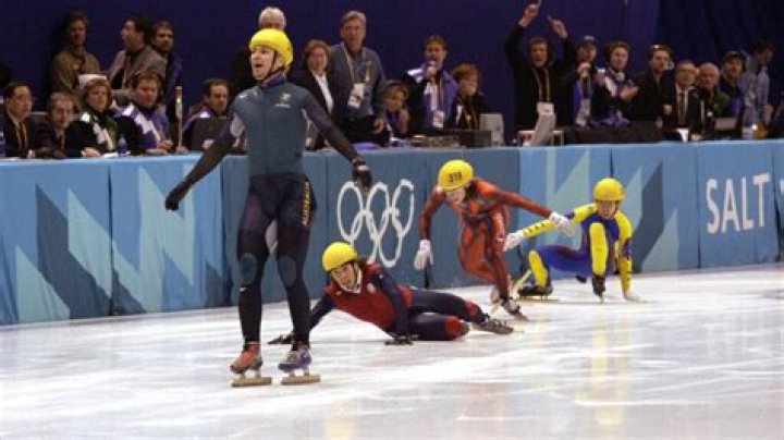 What event did Steven Bradbury win gold?