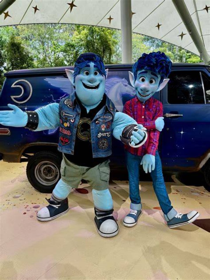 What happened to Ian and Barley's dad?
