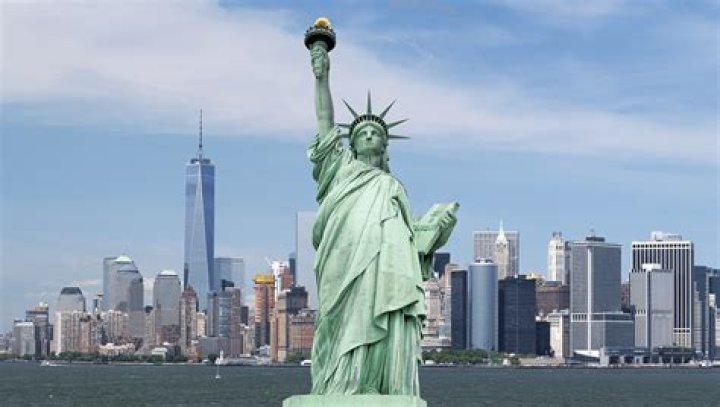 What is the actual color of the Statue of Liberty?