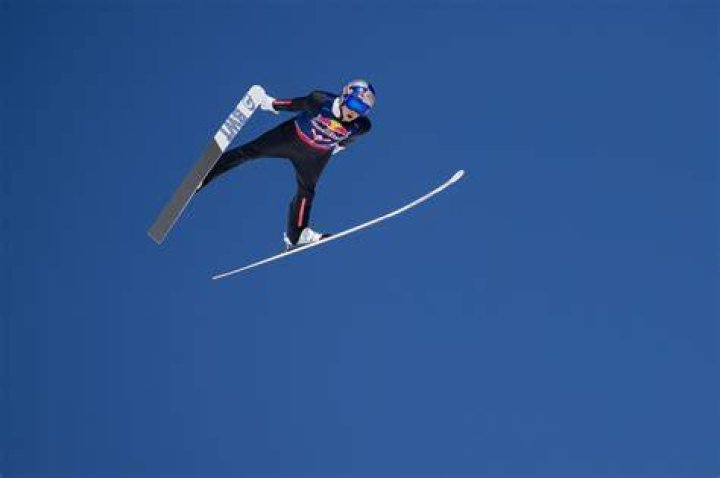 What is the current ski jump world record?