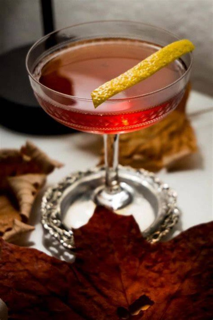 What is the main ingredient of gin?