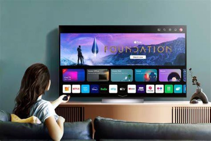 What smart TVs are compatible with Hulu live?