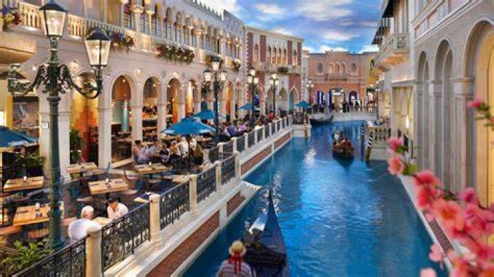 What to do at the Venetian in Las Vegas?
