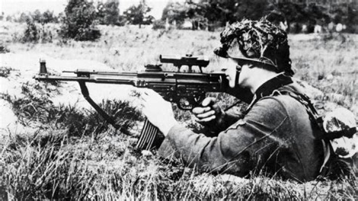 What was the best WW2 weapon?