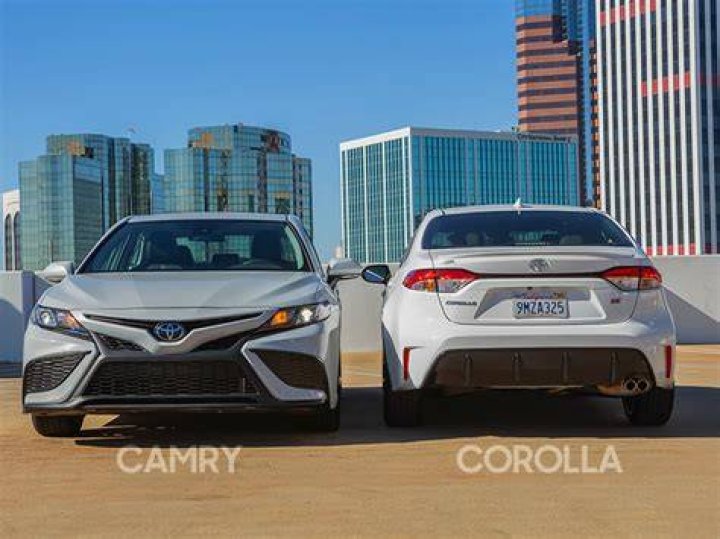 Which car is better Corolla or Camry?