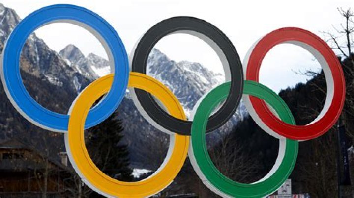 Which is not an Olympic winter sport?