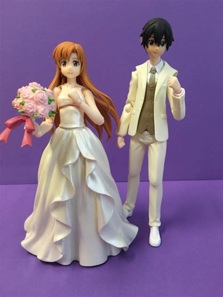Who did Kirito marry?