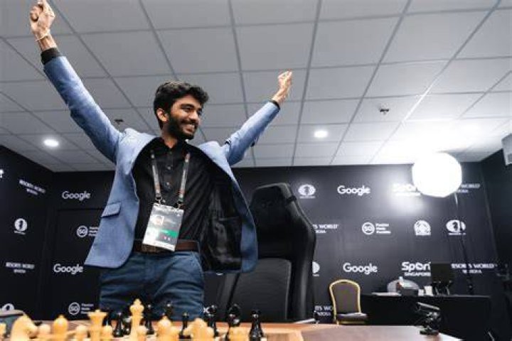 Who is the current FIDE world champion?