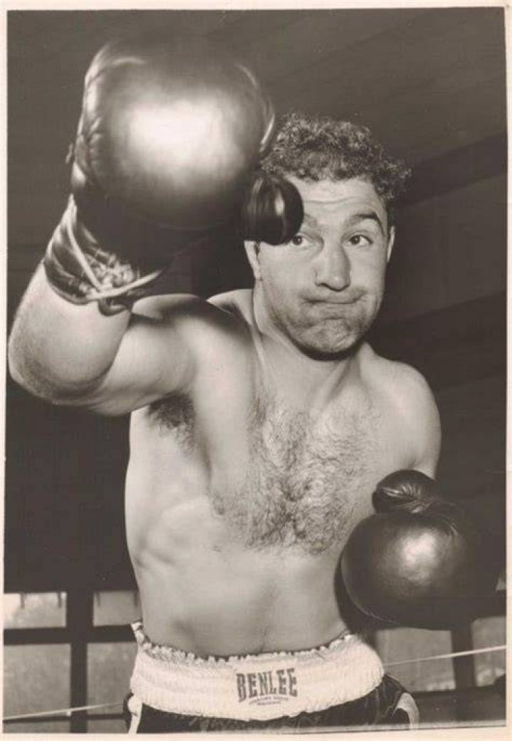 Who is the only boxer to retire undefeated?