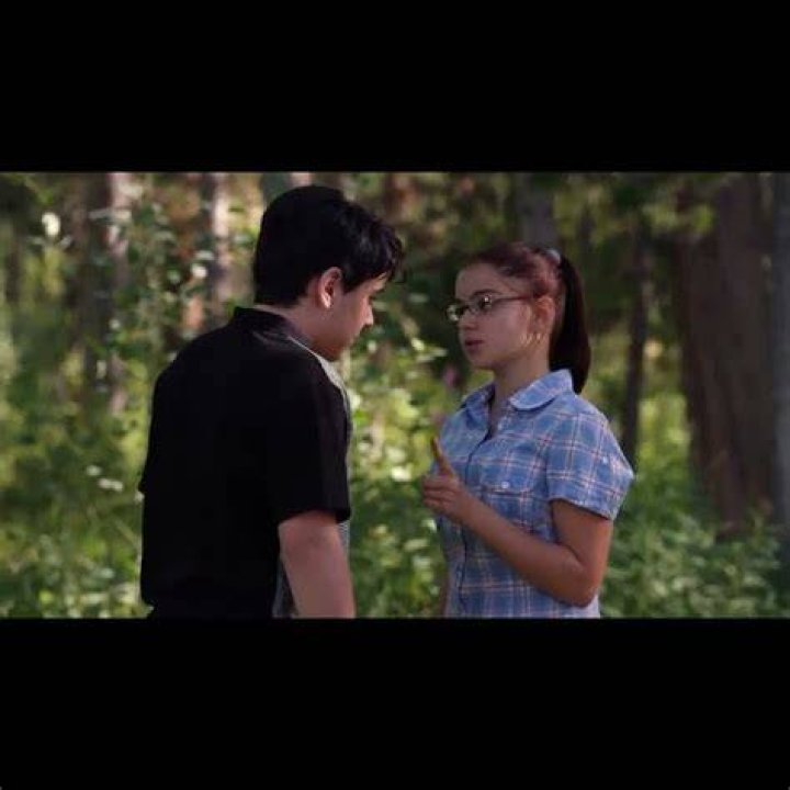 Who was Alex Dunphy first kiss?