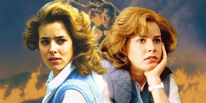 Why did they replace the girl in so weird?