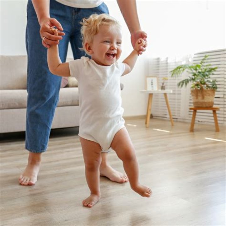 Why shouldn't you use shoes until your baby can walk?